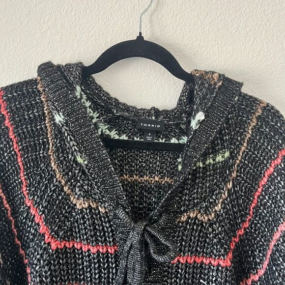 Torrid Sweater Sz 4 Chunky Crochet Raglan Hoodie Black Rainbow Stripe Lace Up - Picture 7 of 7